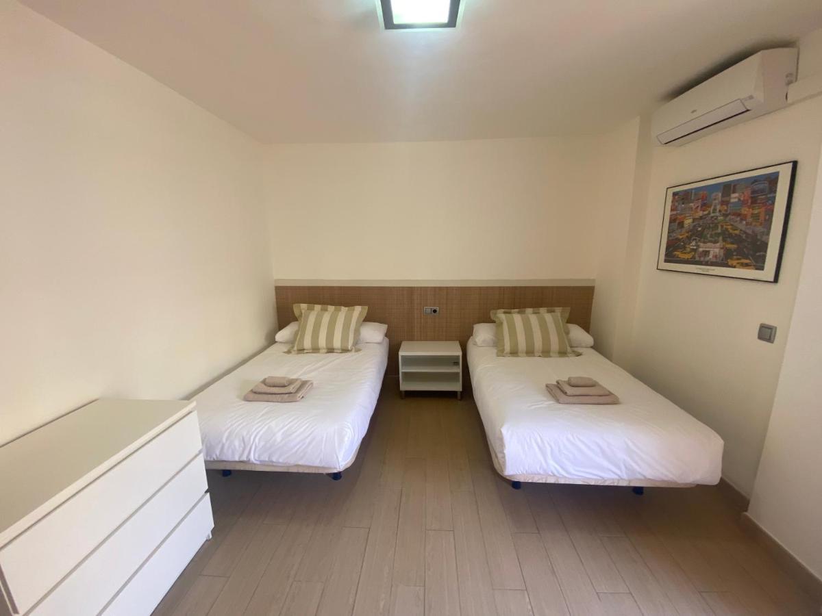 Albamar Frontline Beach Apartment 3 Bedrooms Fuengirola Eksteriør billede