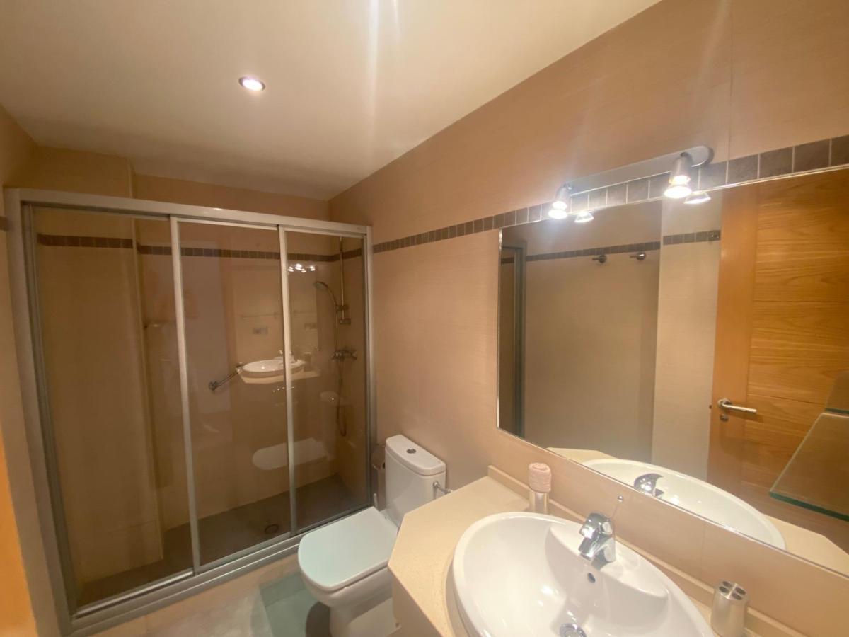 Albamar Frontline Beach Apartment 3 Bedrooms Fuengirola Eksteriør billede