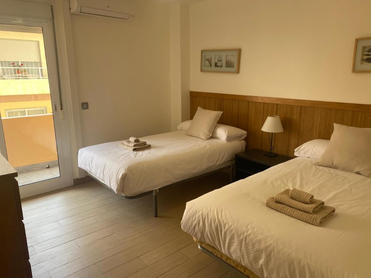 Albamar Frontline Beach Apartment 3 Bedrooms Fuengirola Eksteriør billede